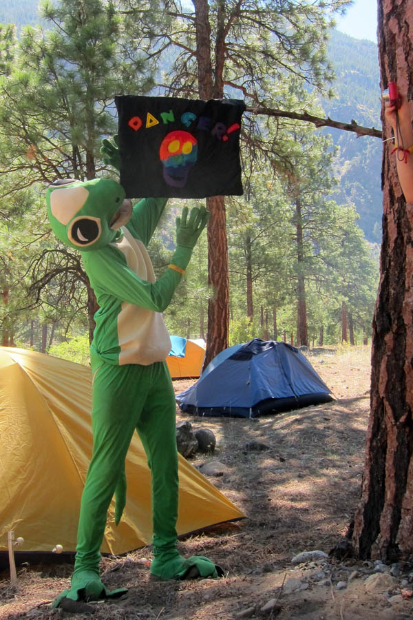 Legendary Annual Summer Camping Trip - Gecko and the Danger Flag